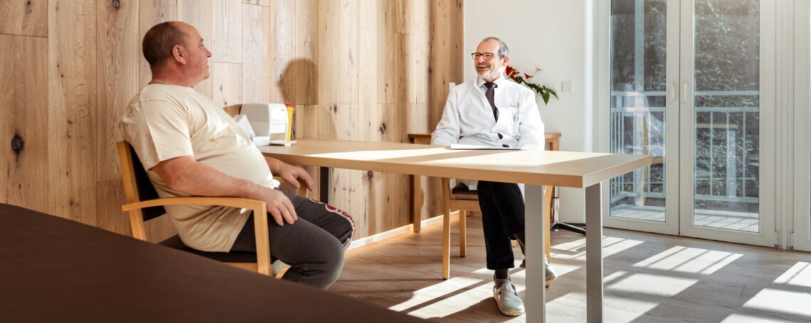 Assistenzarzt mit Approbation im Fachbereich Neurologie (m/w/d), 2. Bild